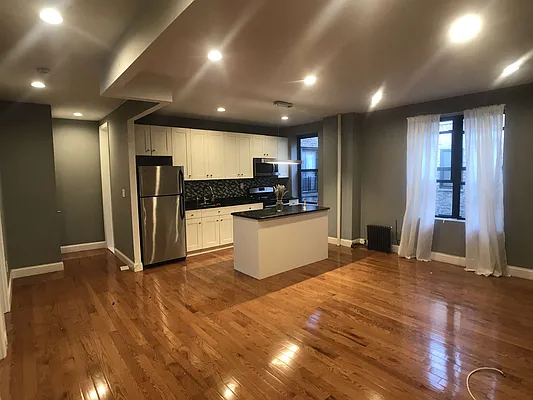 Rented by BRICK & GALO REALTY CORP | media 29