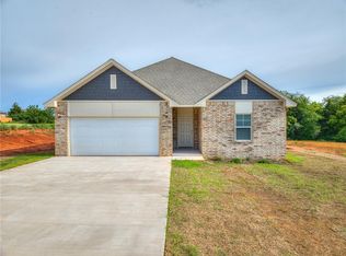 9733 Livingston Rd, Edmond, OK 73025