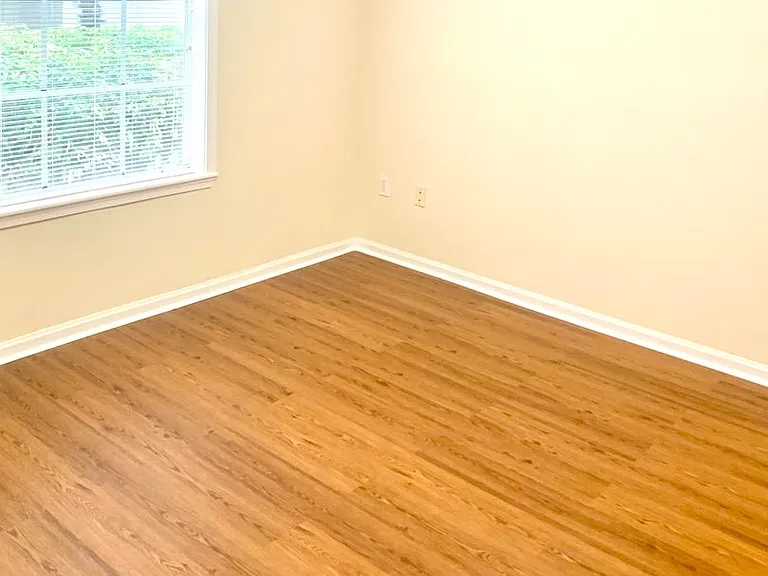 411 Water St — Photo 26