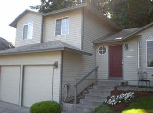 17720 Koch Ct, Sandy, OR 97055