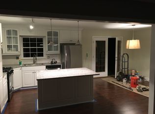 1130 Ivy Ln, Cary, NC 27511