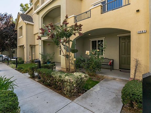 2nd image of 2597 Heron Ct