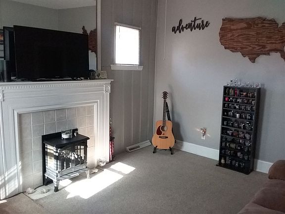 2nd image of 34 Kentaboo Ave