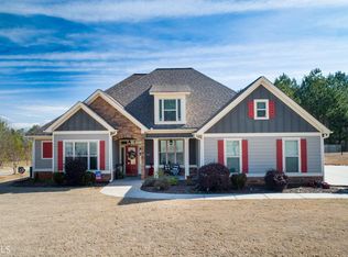 486 Ashley Glen Dr, Williamson, GA 30292