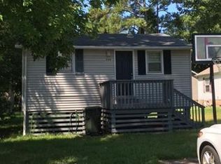 740 N George Howe St, Manteo, NC 27954