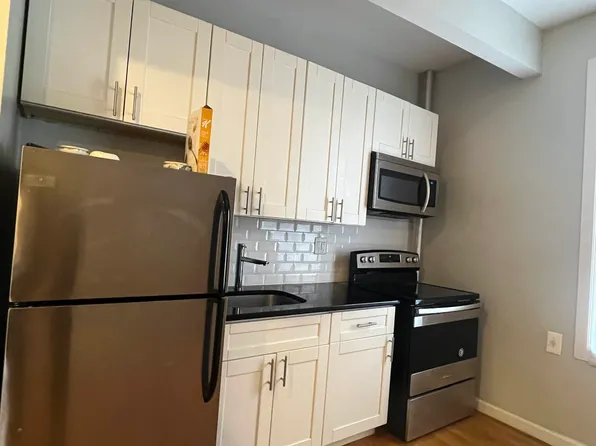 148 West 142nd Street image 1 of 7