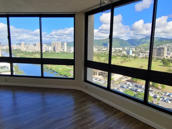 300 Wai Nani Way, Honolulu, HI
