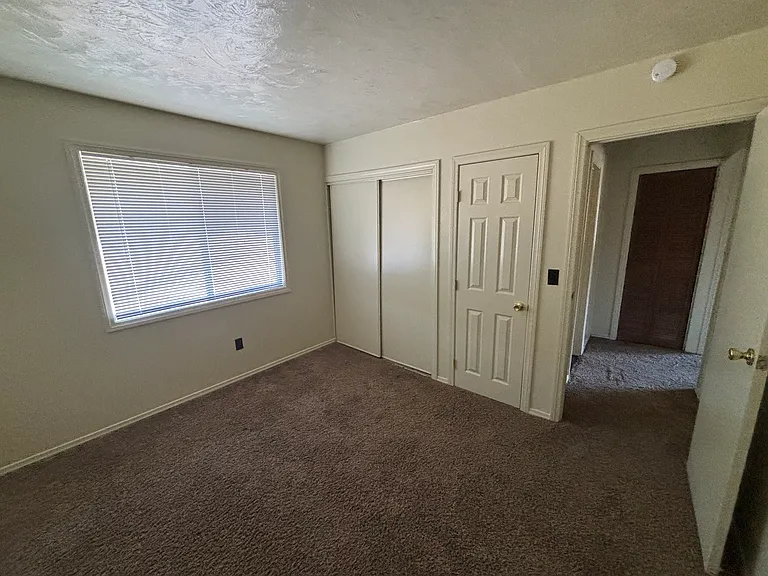 433 Maltby Blvd — Photo 9