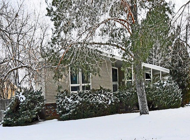 1st image of 2381 Koro Ave