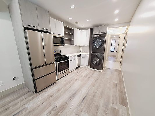 2nd image of 895 4th Ave #2C