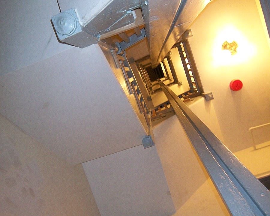 70 Westland Dumb Waiter