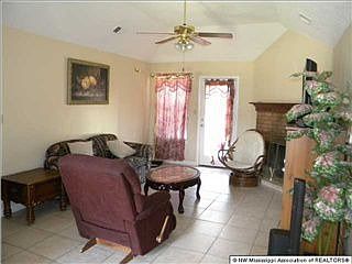 1st image of 7067 Foxhall Dr