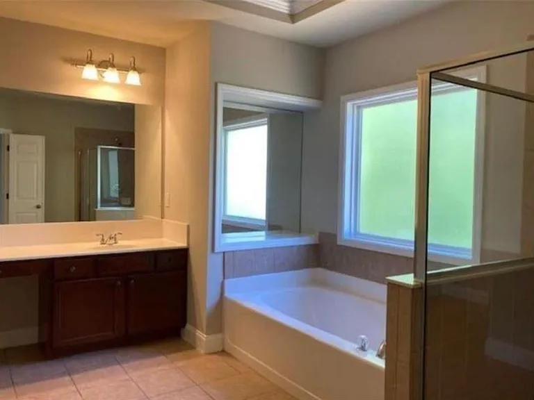 12820 Doe Dr — Photo 16