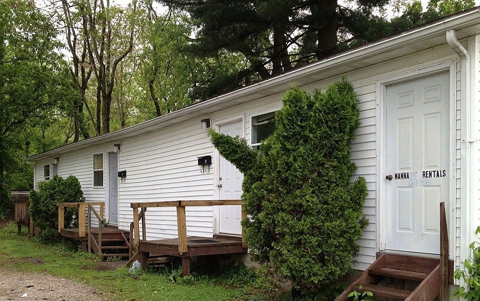 1st image of 131 North St