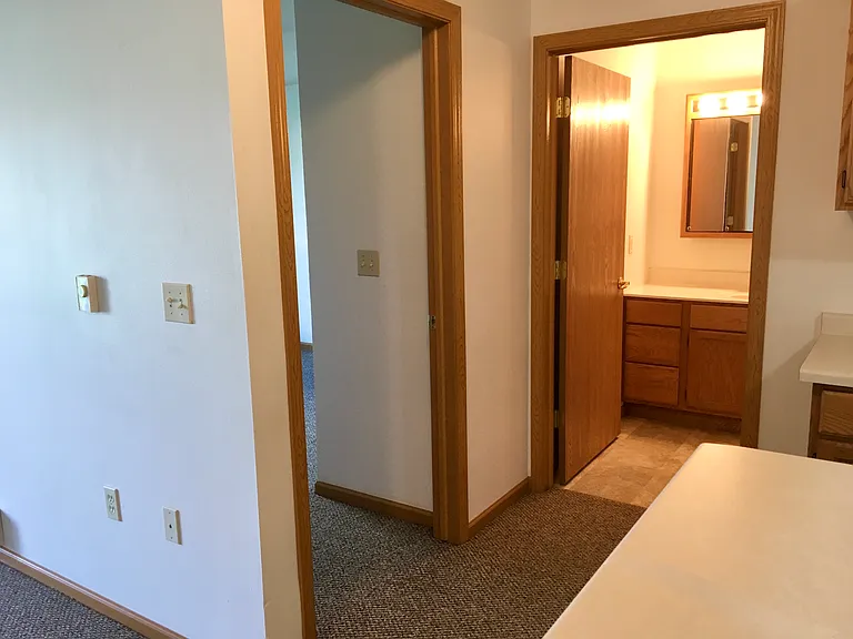 1022 Grandview Ave #203 — Photo 4