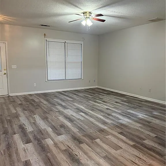 2766 Terrell Trace Dr — Photo 11