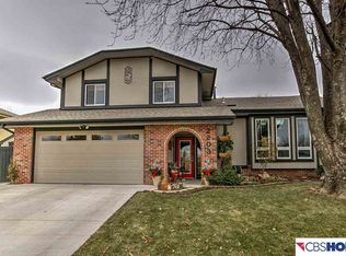 2203 N 127th Cir, Omaha, NE 68164