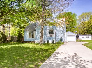 1717 Vans Blvd, Holland, MI