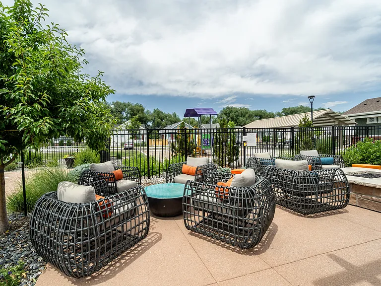 Avilla Eastlake — Photo 9