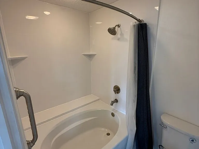 186 Avant Garde Cir — Photo 6