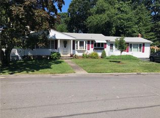 73 Craig Rd, Warwick, RI 02886