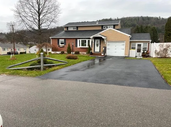 3 Lowell Dr, Binghamton, NY 13901