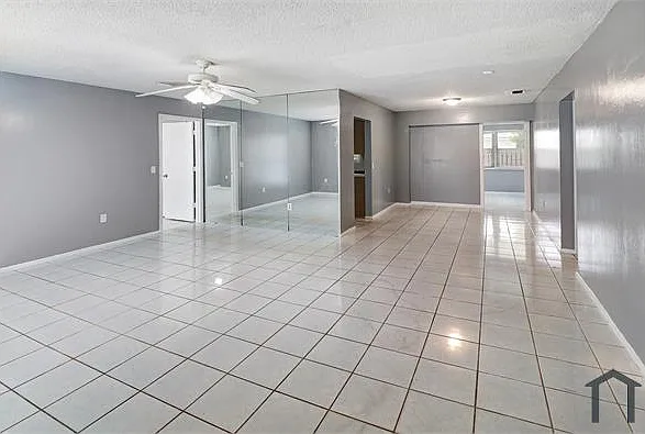 11430 NW 37th St