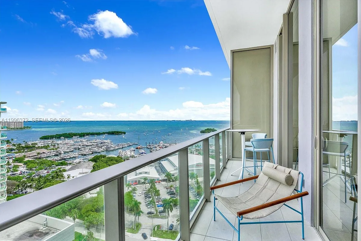 Building Photo - 2655 S Bayshore Dr #1708