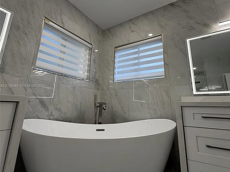 14407 SW 158th Path — Photo 21