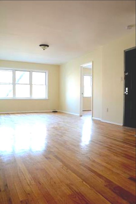 1st image of 2336 30th Ave APT 1