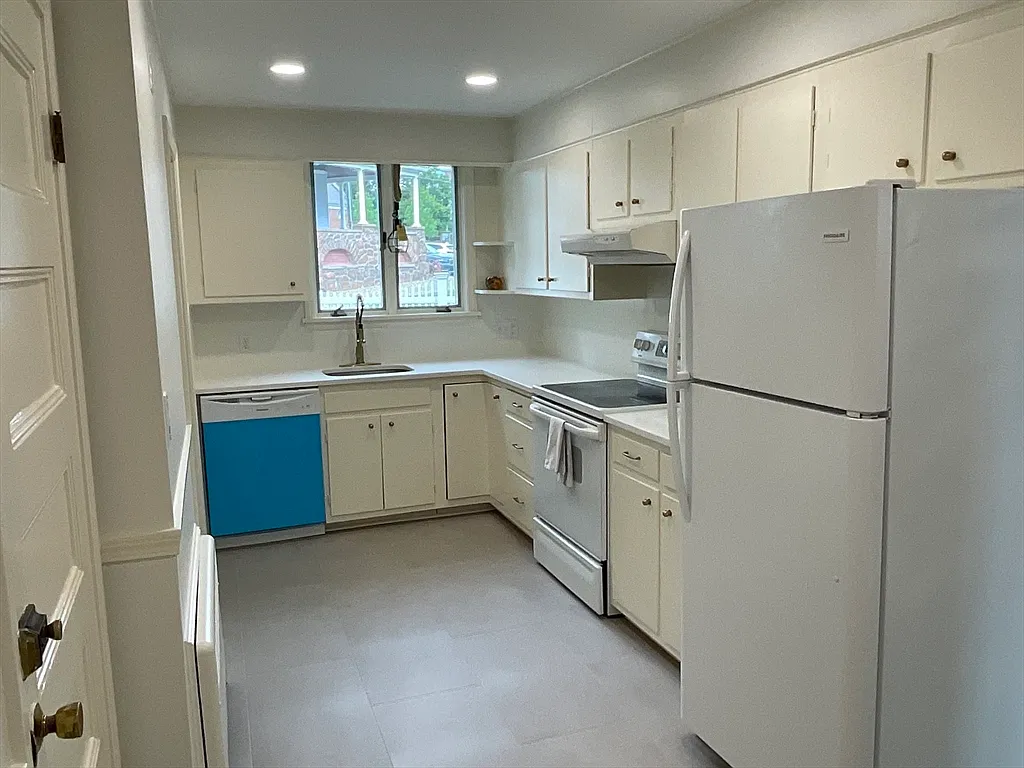 1 bed, 1.0 bath, 650 sqft, $2,950 — Photo 4