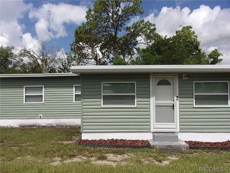 2134 S Rock Crusher Rd — Photo 2
