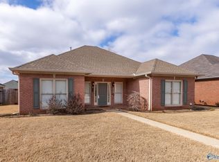 1011 Danbury Ln SE, Decatur, AL 35601