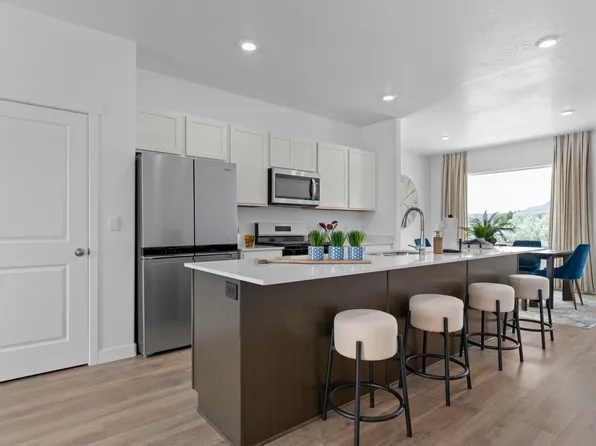 249 E 1275 N #107, Harrisville, UT 84404