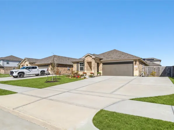 12107 Rushing Ridge Dr, Mont Belvieu, TX 77523