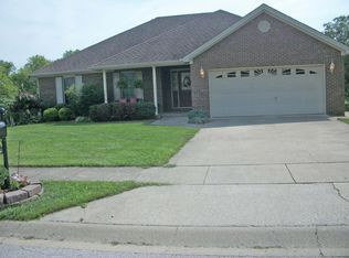 416 Hunters Run Dr, Richmond, KY 40475