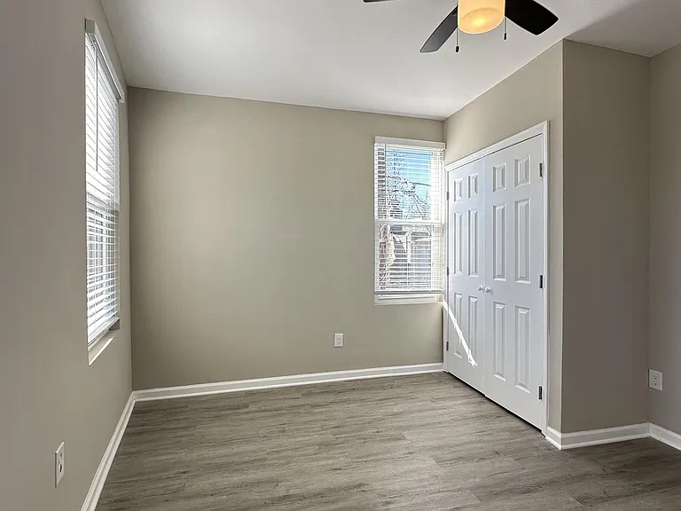 2238 N Fulton Ave #3 — Photo 7
