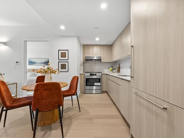 33-71 Prince St #7D, Flushing, NY 11354