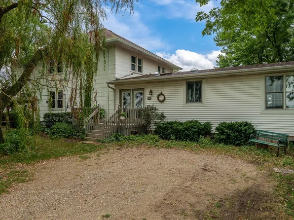 1516 E Philhower Rd, Beloit, WI 53511