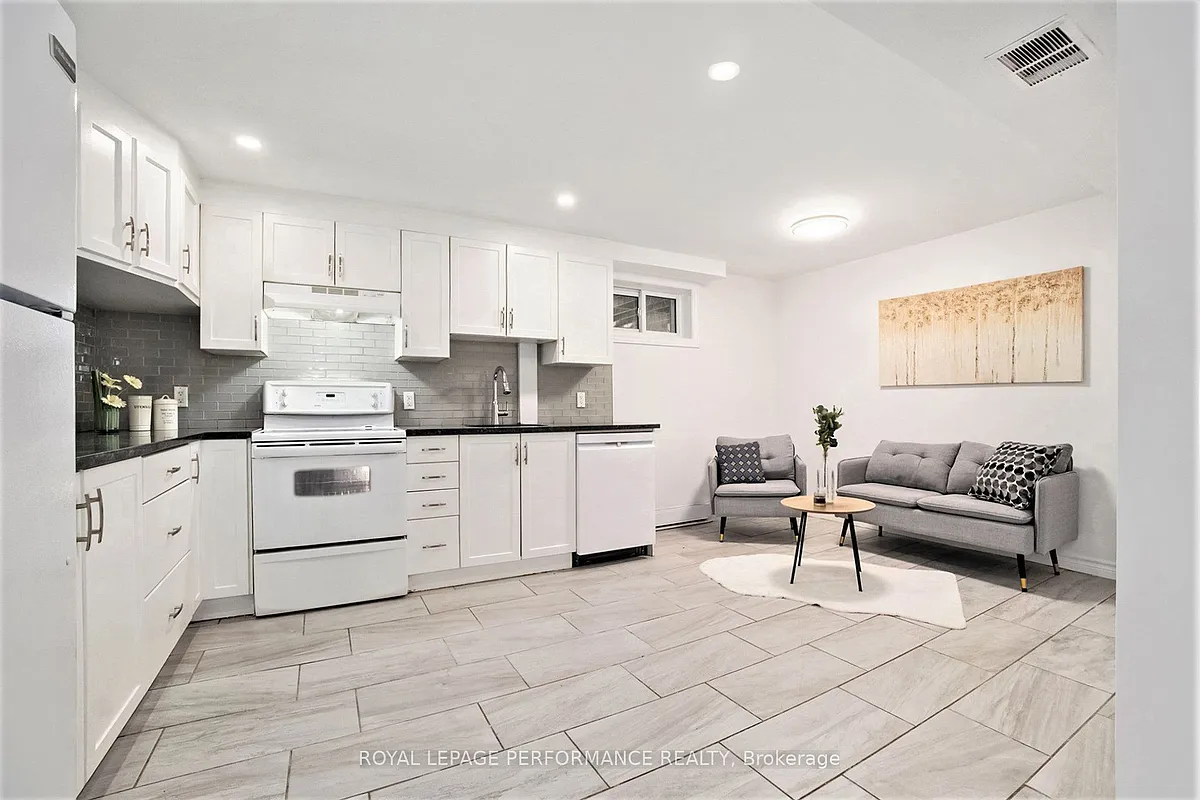 Building Photo - 33B Majestic Dr
