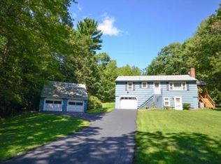 139 Pine St, Danville, NH 03819
