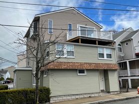 150 Locust St, Winthrop, MA