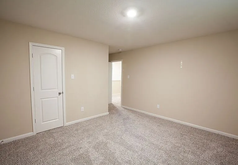 1917 Dahlia Way — Photo 36