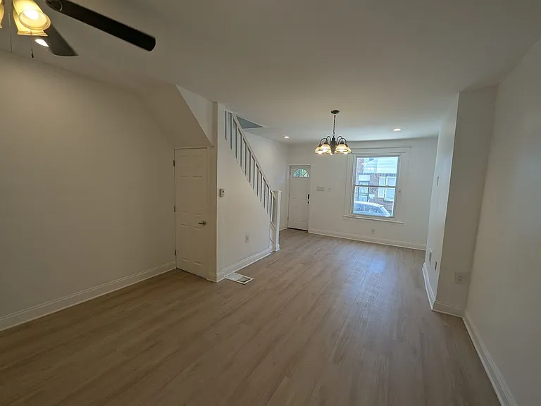 3420 Keim St — Photo 8