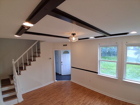 5th image of 519 Cherry Hill Rd