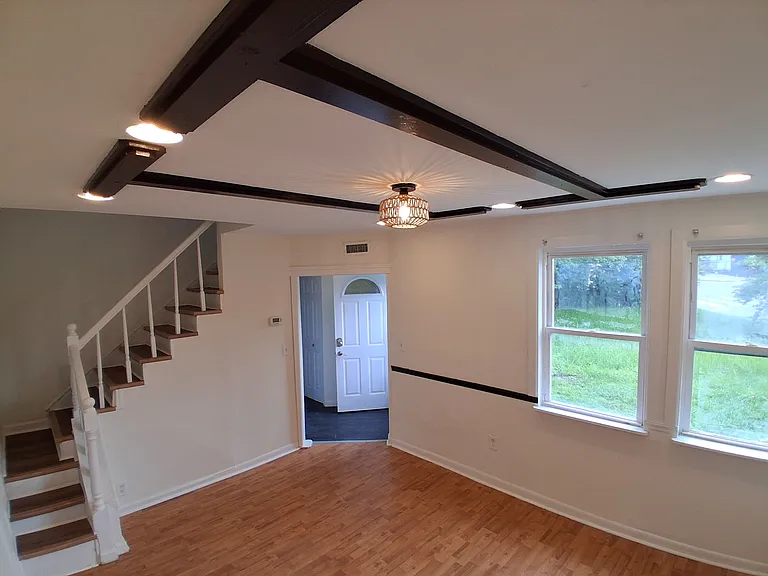 519 Cherry Hill Rd — Photo 5