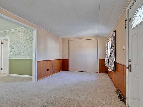3rd image of 34803 N Oden Ave