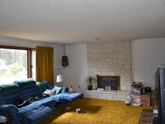 2nd image of 224 W Alderwood Ave