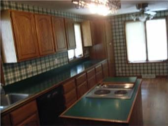 2nd image of 1649 S 44th St