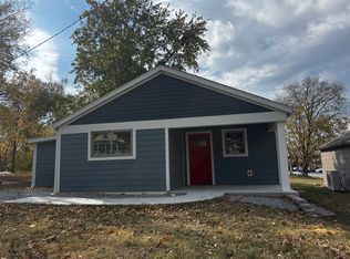 1402 Court St, Columbia, MO 65201